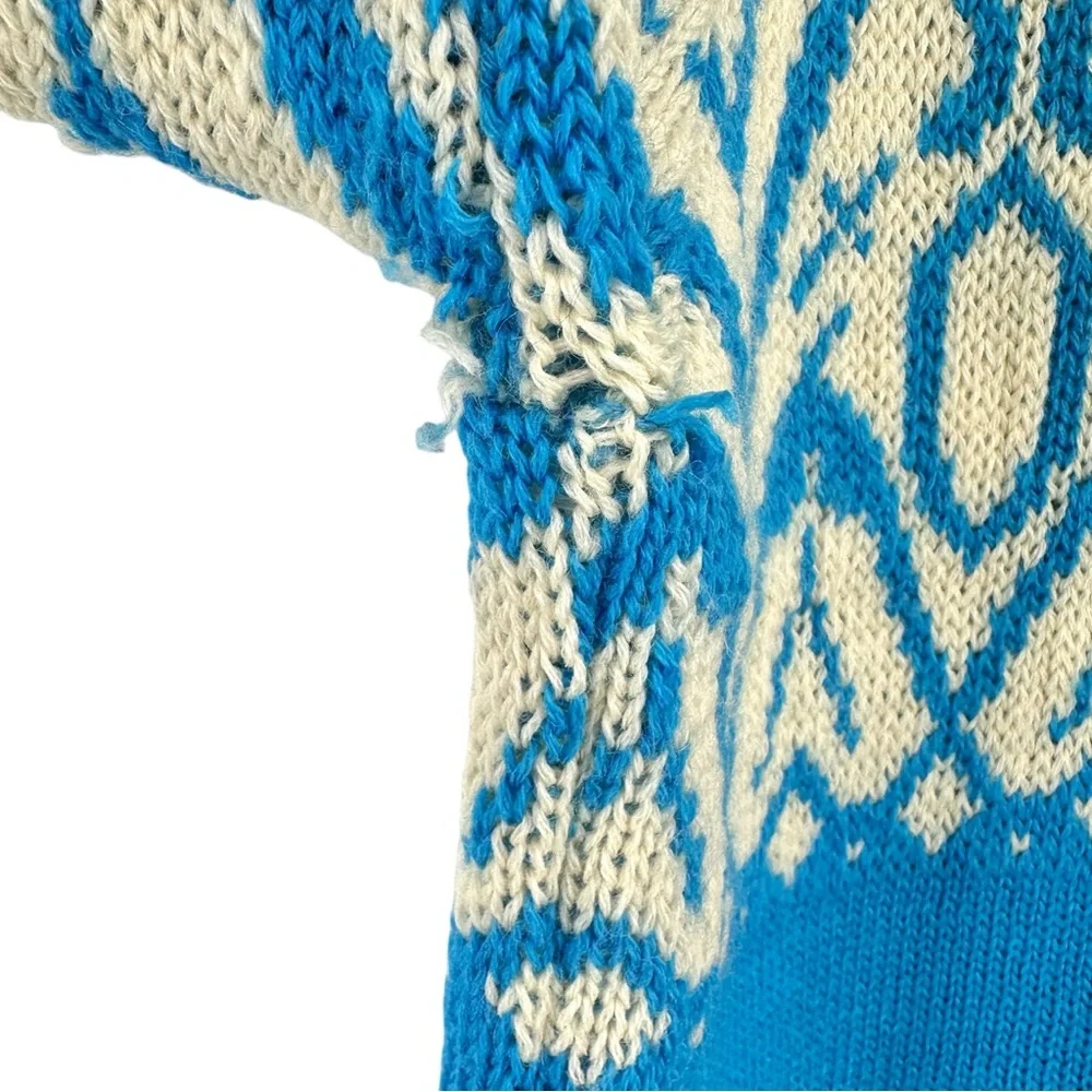 Vintage Made in Canada Lady Anne Blue & White Wool Cardigan Sweater - Picture 7 of 8